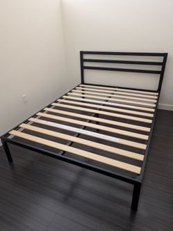 Metal Platform Bed Frame - Queen