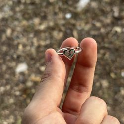 Delicate Heart Initial Ring M