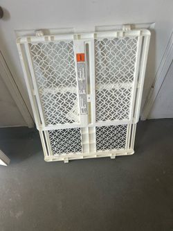 Dog or cat gate