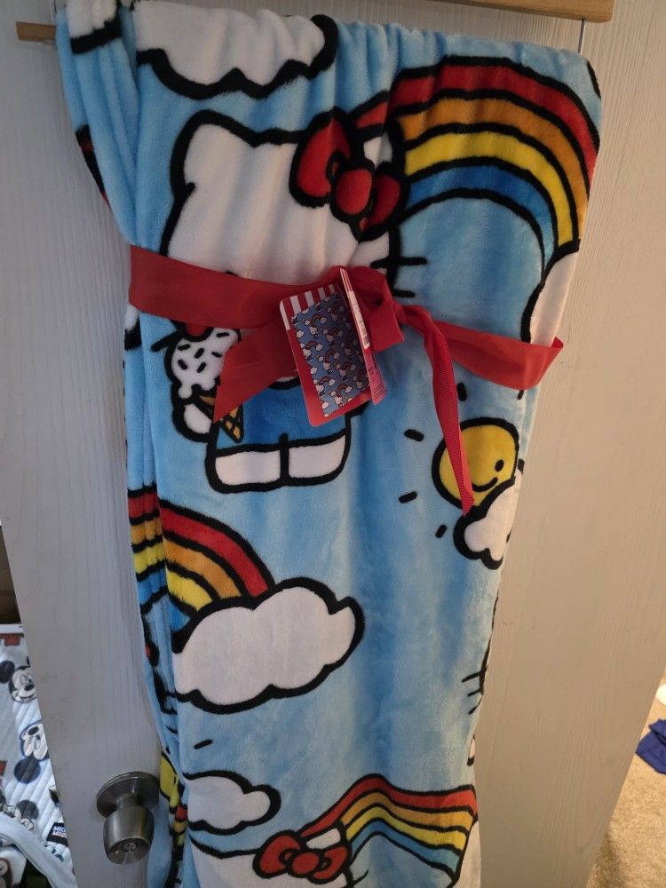 Hello Kitty Blanket