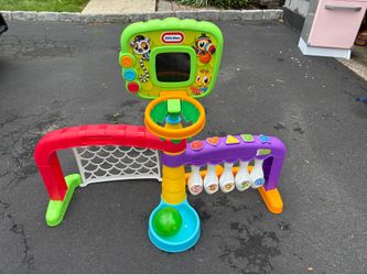 Little Tikes 3 - in - 1 Sports Center with ball