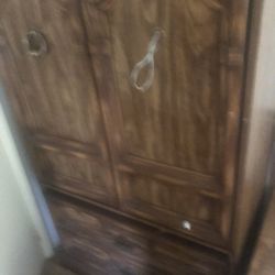 Dresser For Sale !!! 