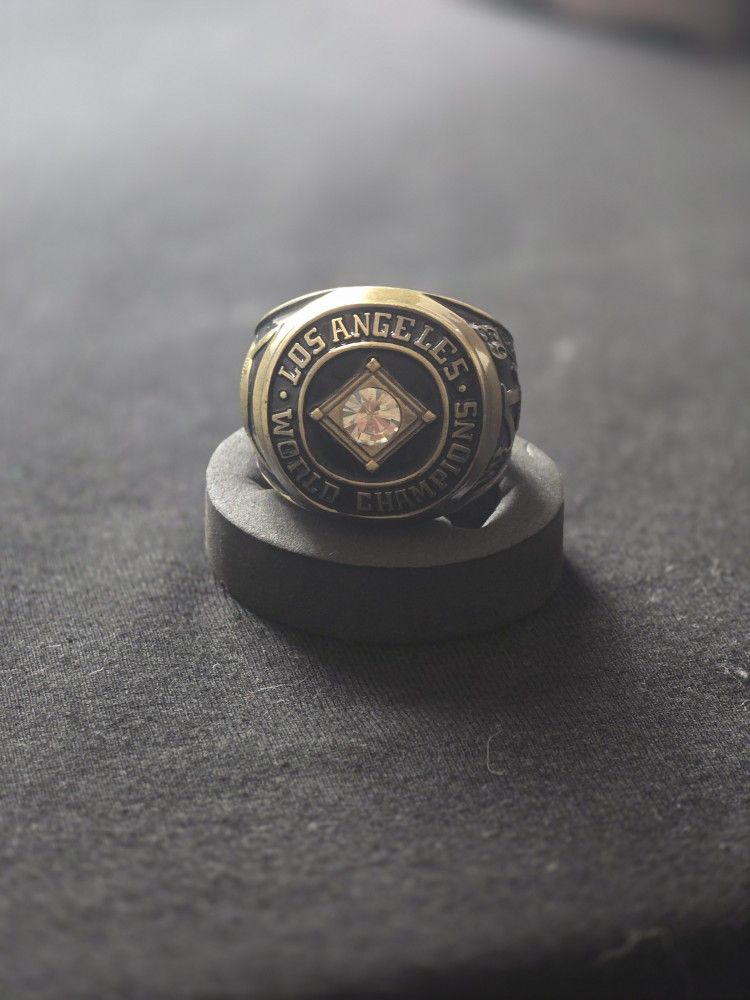 MLB Los Angeles Dodgers 1963 World Championship Ring Replica 