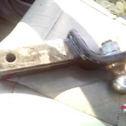 6,000 Lb Tow Hitch w/ Ball