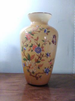 Butterscotch Cased Glass Vase Floral Decor Italy