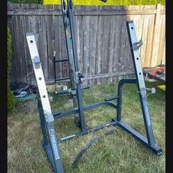 Weight/bench/squat Rack W/pulley
