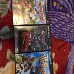 PlayStation, 2 games barnyard over the hedge and cars.