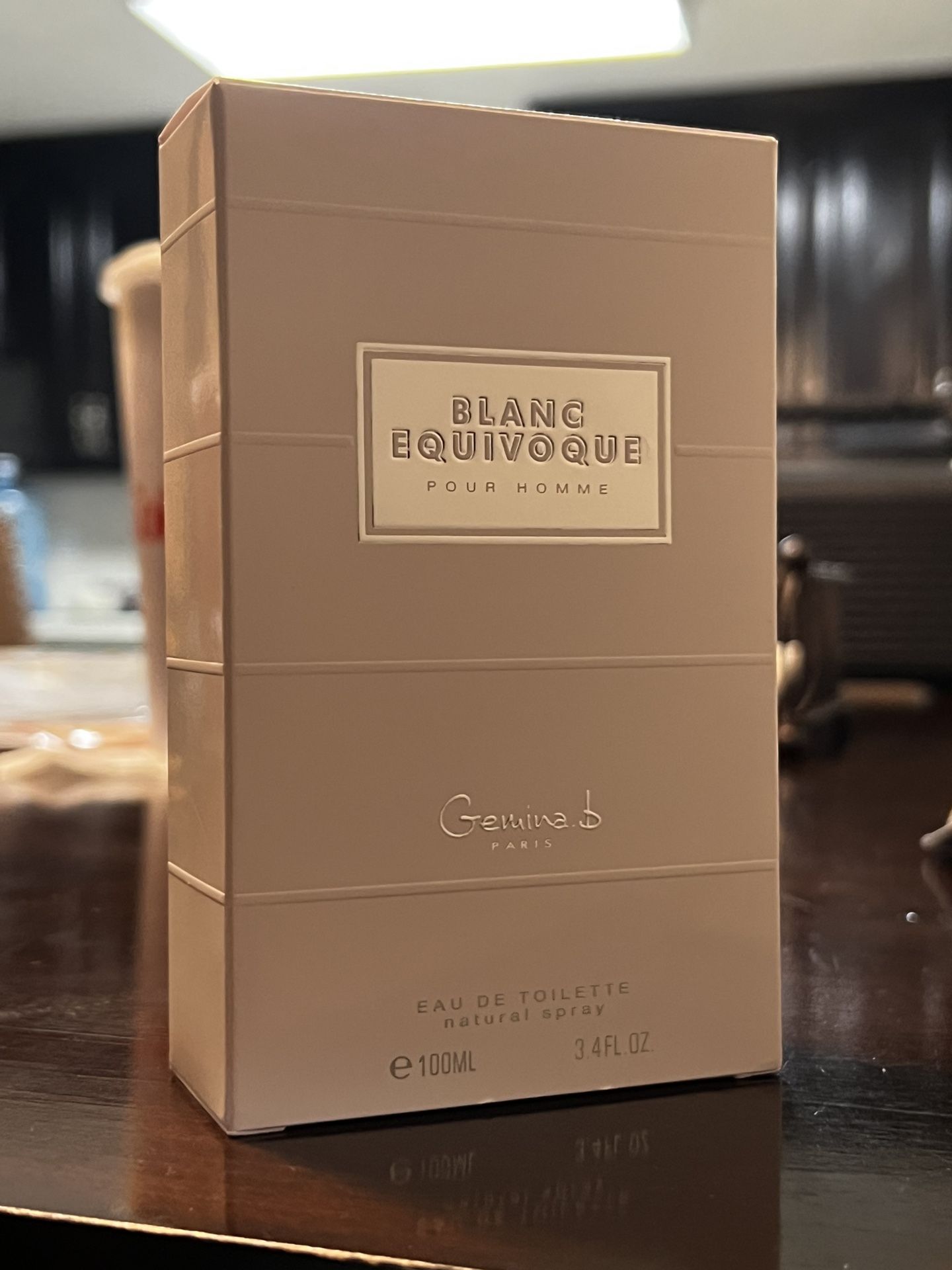 Blanc Equivoque
