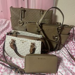 Michael Kors Bag Set