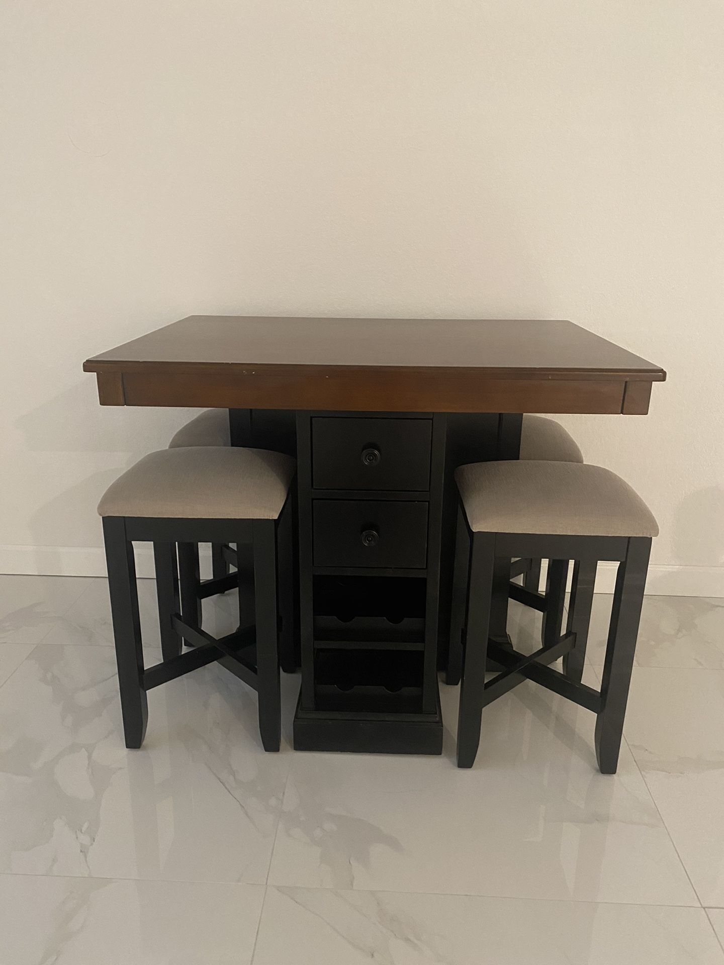 Kitchen bar table