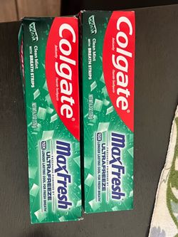 Colgate max  fresh 6.3 Oz