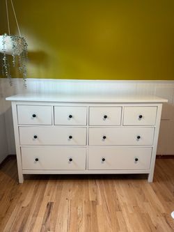 IKEA Hemnes 8-Drawer White Dresser