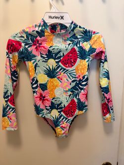 Hurley Girls Long Sleeve Rashguard Swimsuit size 6