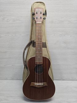 Hola! Music HM-124MG+ Concert Ukulele w/ Gig Bag(A1G012621)