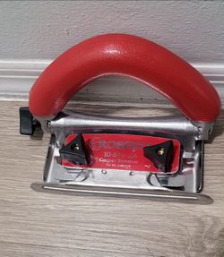 ROBERTS 10-616-2A CONVENTIONAL CARPET TRIMMER