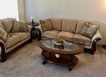 Couch, loveseat, table