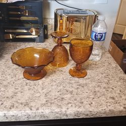 Sunflower 🌻 Tiara Vintage Glass 