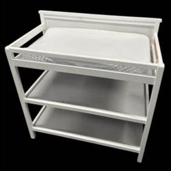 Bundle  Changing table /  4 in 1 Crib CONNELLY Model # 27500