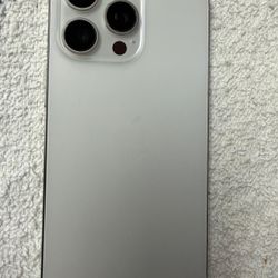 iPhone 15 Pro Max