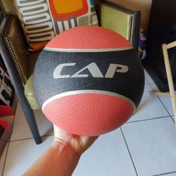 CAP Barbell Medicine Ball (10 lbs)