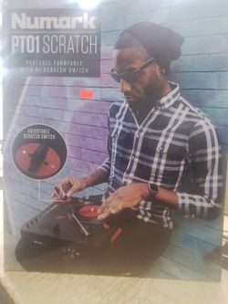 Numark Portable AC or Battery Powered Turntable w/ Adjustable DJ Scratch Switch