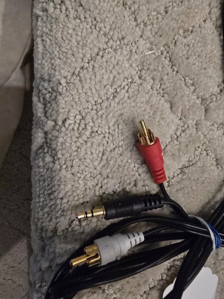 RCA CABLE RED/WHITE TO 3.5MM