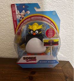 Sonic the Hedgehog Giant Pecky Action Figure