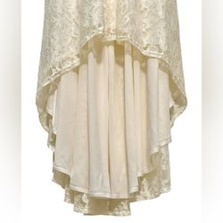 NWT Ivory Wedding Dress / Gown Sz 14 Lace Accented High-Low