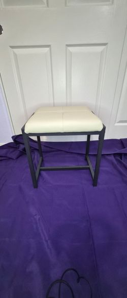 Modern Vanity Stool / Accent Seating