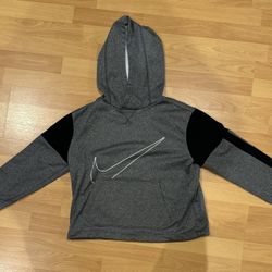 Used Kids Nike Sweatshirt Size XL