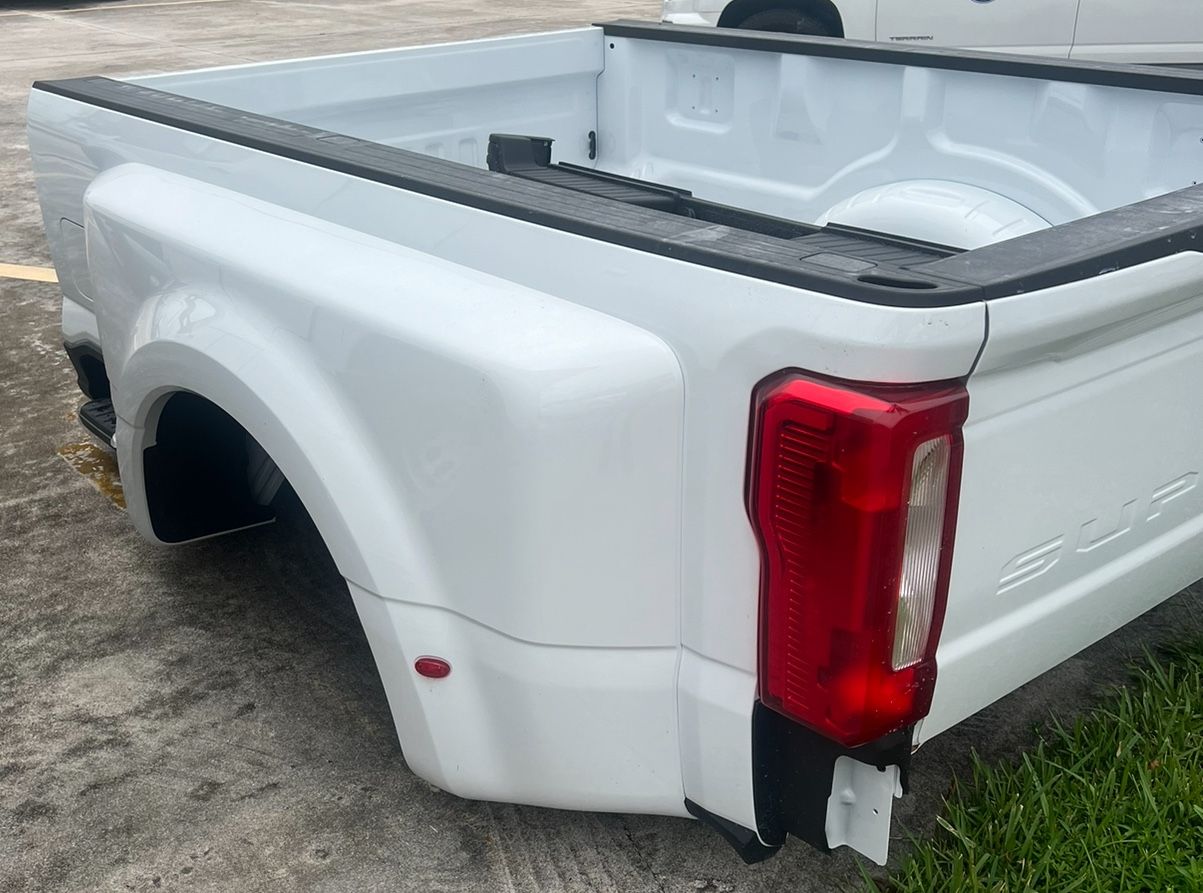 2025 Ford F350 Dually Bed 8 Ft Long Bed