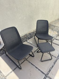 Free Plastic Patio Set