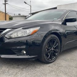 2017 Nissan Altima 2.5 SR Sedan 4DR
