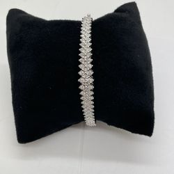 BRACELET 14KT WHITE GOLD, NATURAL DIAMONDS, 6” LENGHT, 19 GRAMS. 