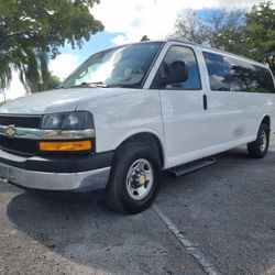 2019, Chevrolet Express Passenger 