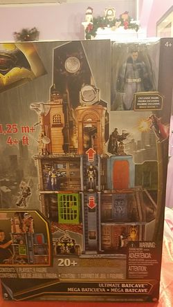 Boys batcave set