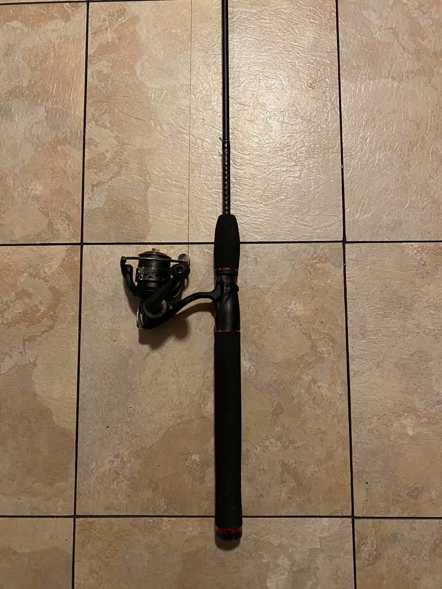 Ugly Stick GX2 7’ Ultra Light Rod And Reel Combo 
