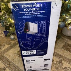 Chamberlain 1/2 HP Smart Quiet Belt Drive Garage Door Opener with Battery Backup