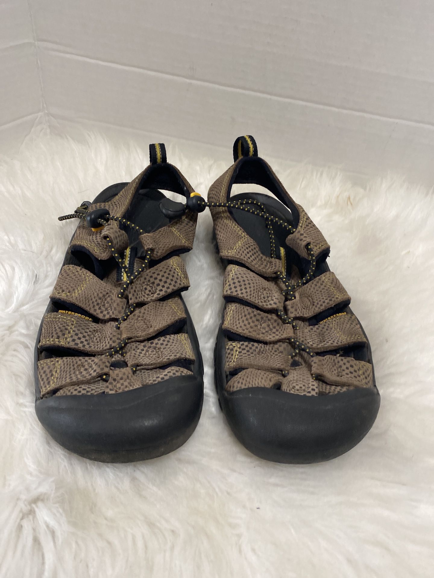 KEEN Brown Print Waterproof Sport Sandals Shoes - Wms 5