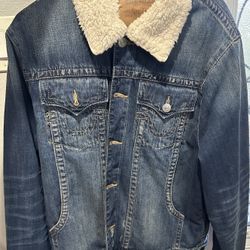 True Religion Men’s Sherpa Collar Denim Trucker Jacket Style