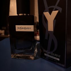 Yves Saint Laurent(YSL)