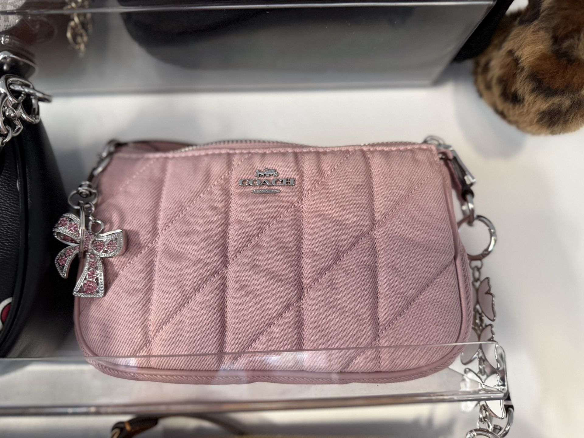 Pink Coach Nolita 19