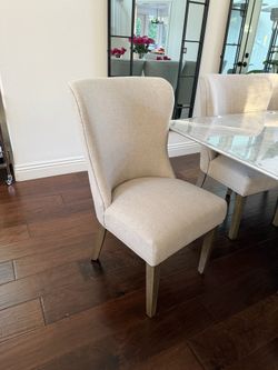 Set of 8 light gray high back dining chairs, excellent condition