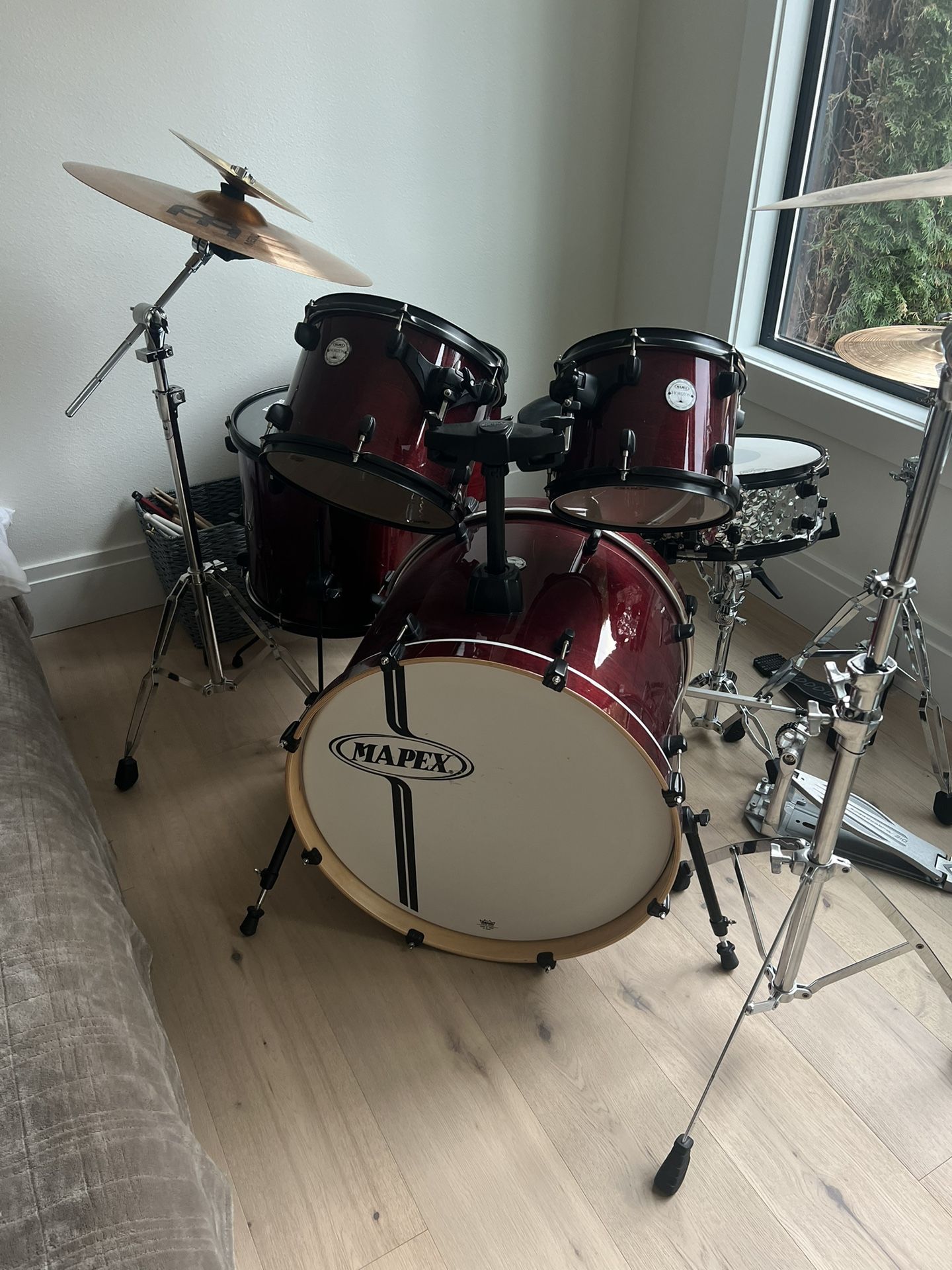 Mapex Drum Set