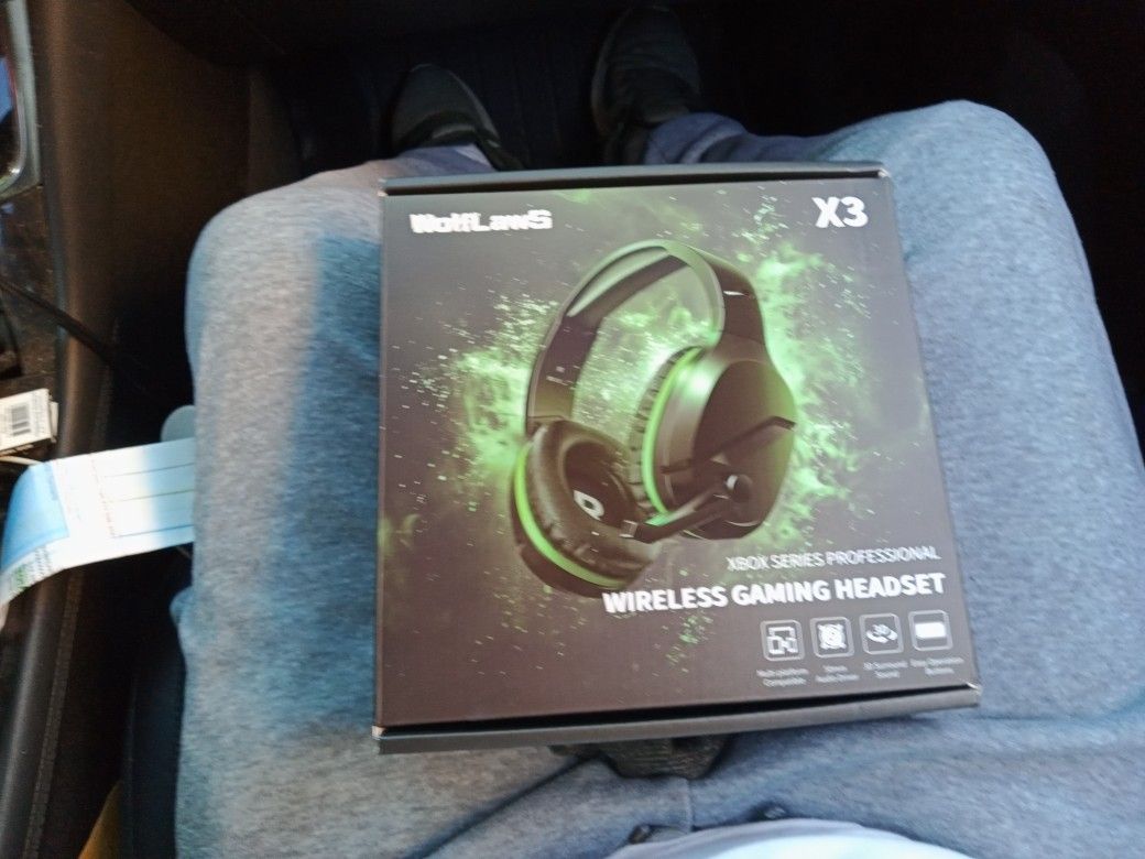 WolfLaws Wireless Gaming Headset  Brand New