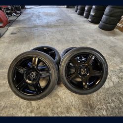 19 INCH ORIGINAL AMG WHEELS FOR MERCEDES BENZ S550 STAGGERED WITH NEW TIRES !!!