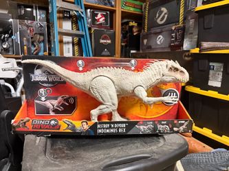 Indominus rex destroy and devour