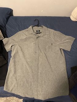Men’s gray Hurley shirt- medium
