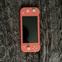 Pink Nintendo switch lite