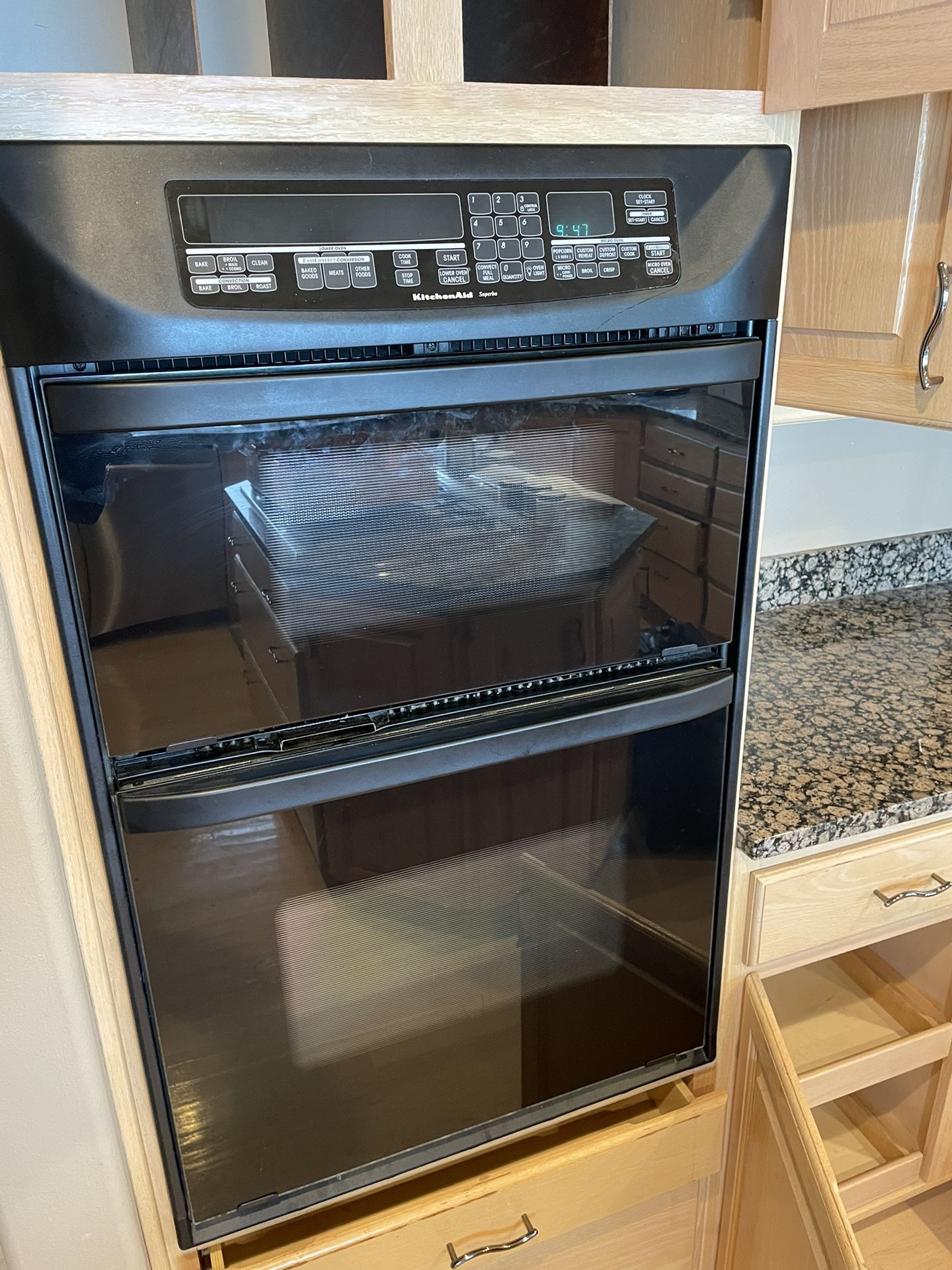 Free Kitchenaid Microwave / Oven Combo for Sale in Mukilteo, WA OfferUp